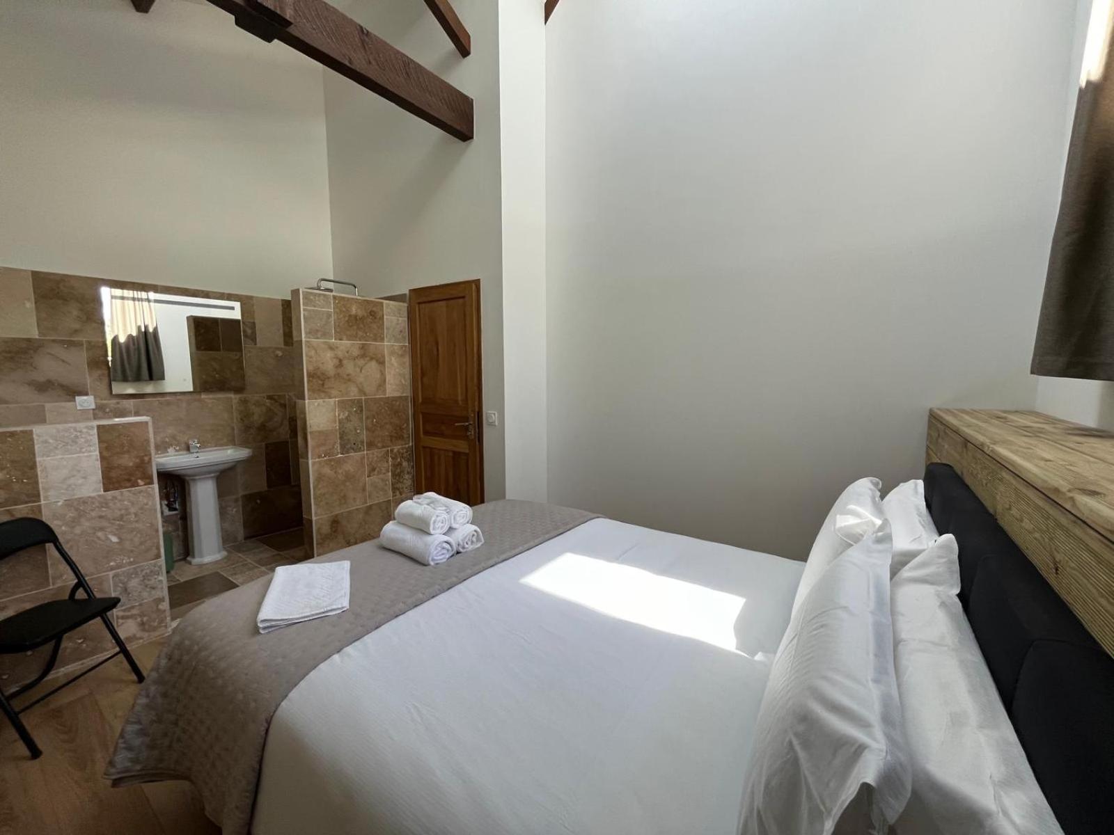 Fantastic Petit Beauval Hotel Saint-Sulpice-et-Cameyrac Eksteriør billede