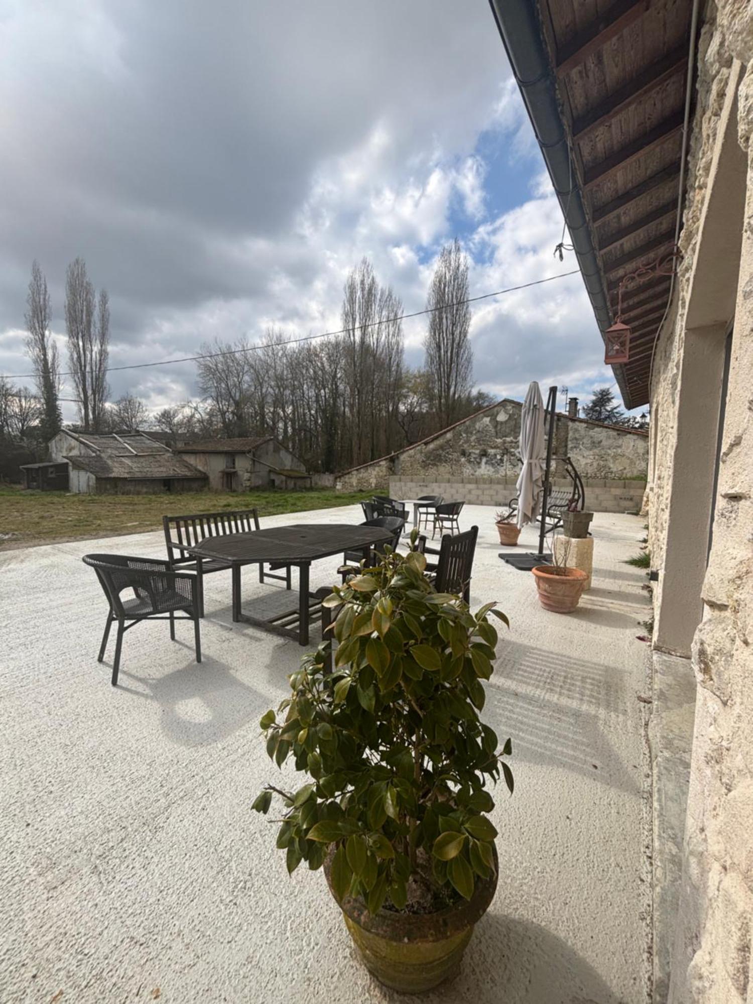 Fantastic Petit Beauval Hotel Saint-Sulpice-et-Cameyrac Eksteriør billede